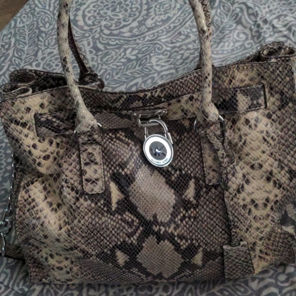Michael Kors tote